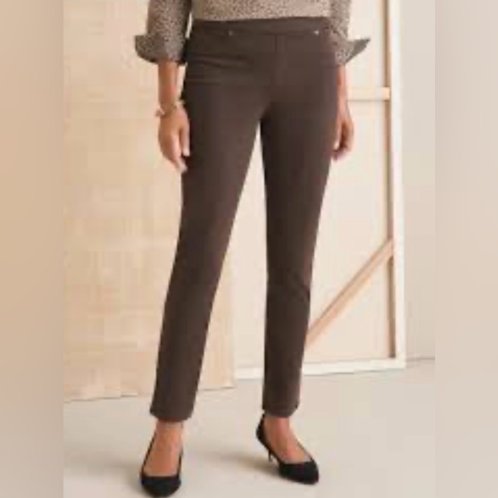 Chico's Elegant Brown ankle  jegging, pull on pants, NWT, size 12 (Chico’s 2)